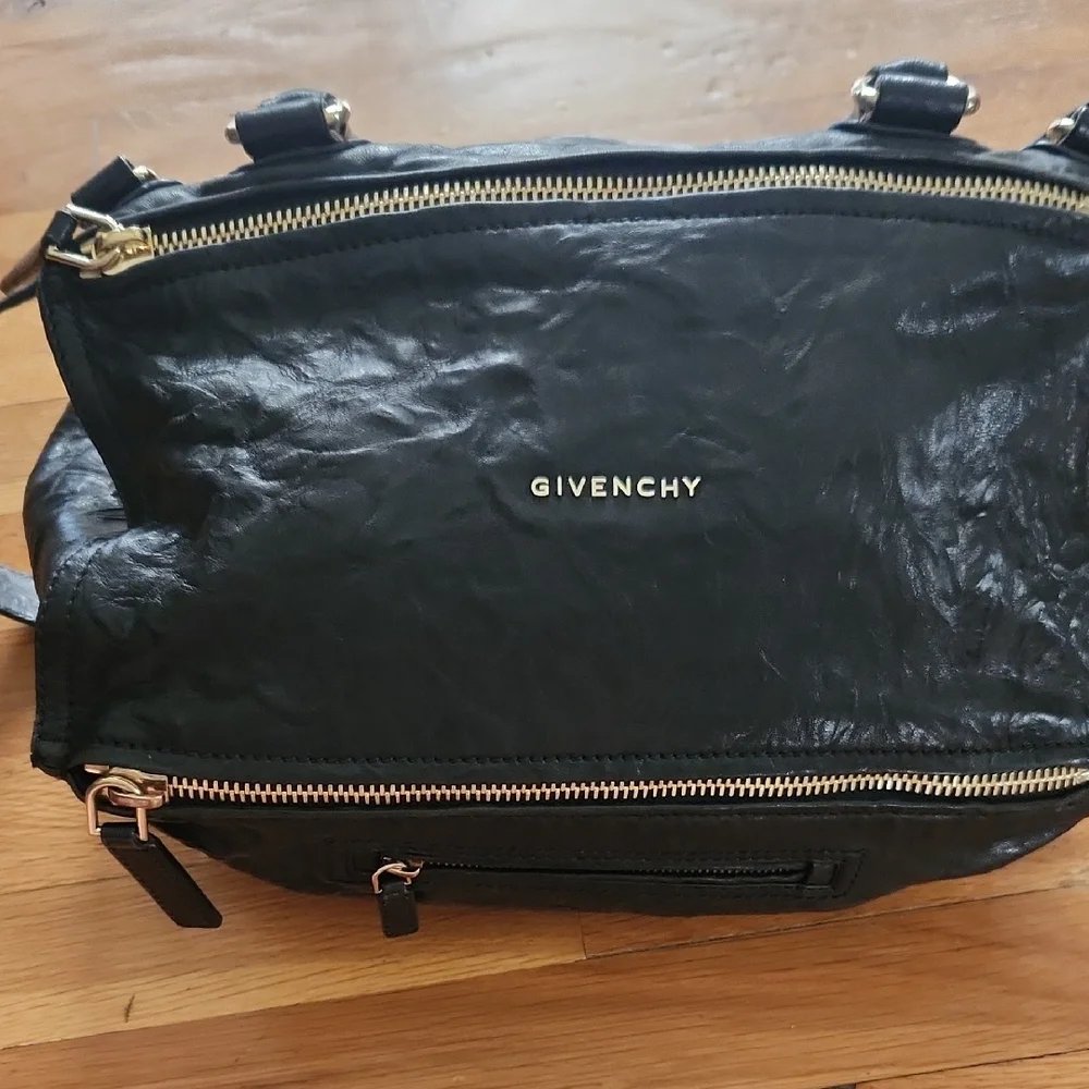 Givenchy Textured Black Crossbody Bag with Gold Accents - Picture 2 of 6